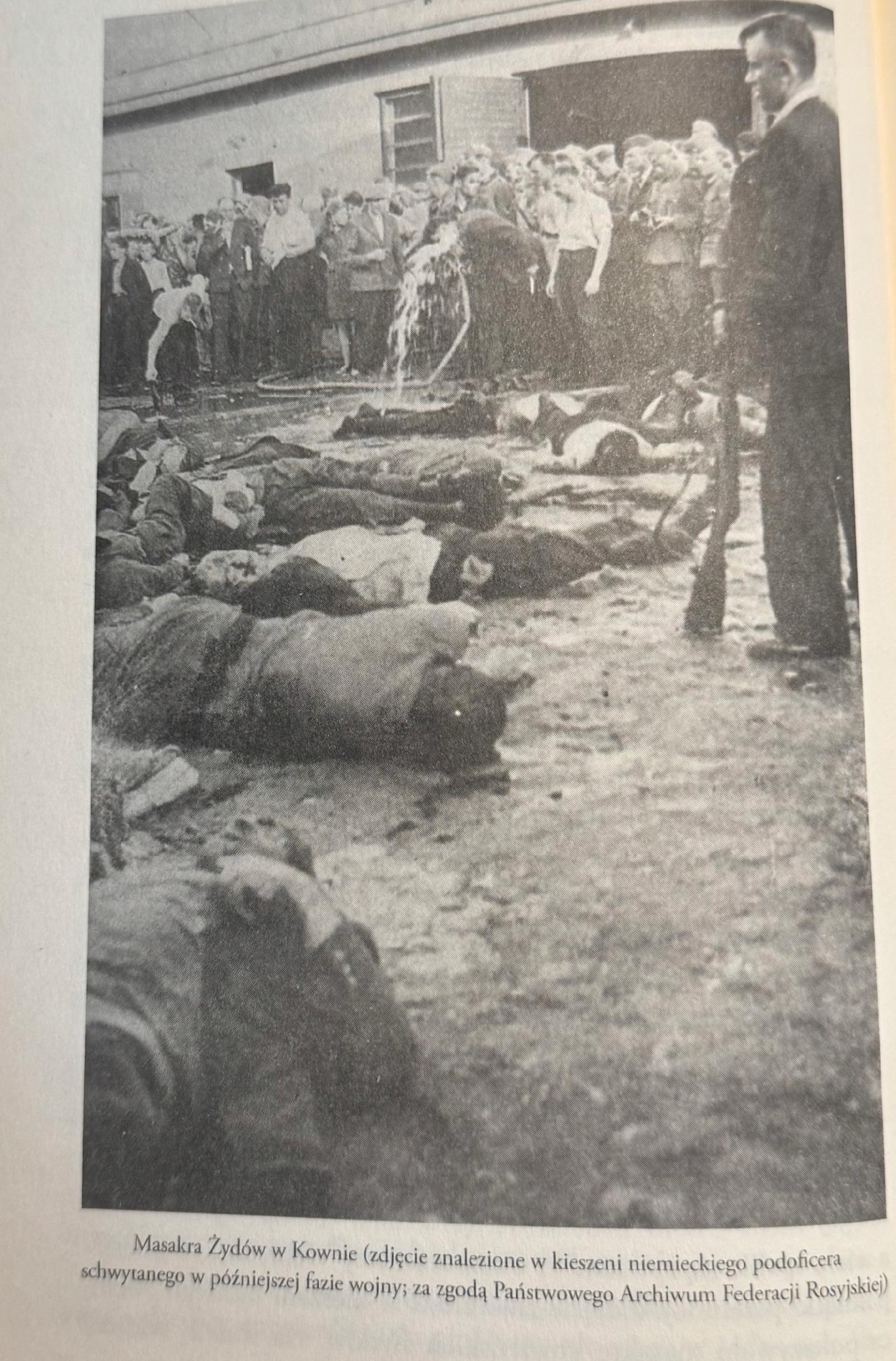 4d3b0eb0e594feafda13bb4424d8bbe9