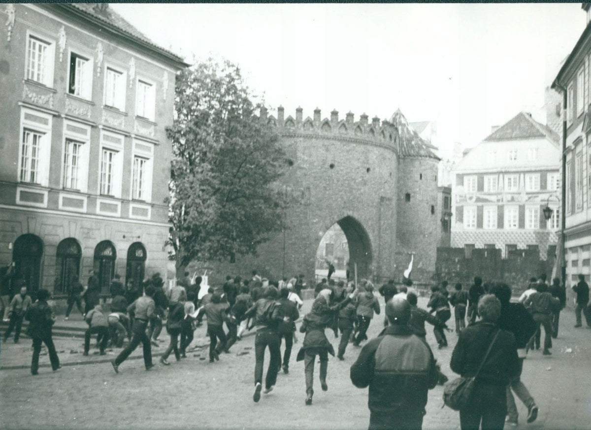 3 Maja 1982 r w Warszawie Fotografował Konrad Mieleszko