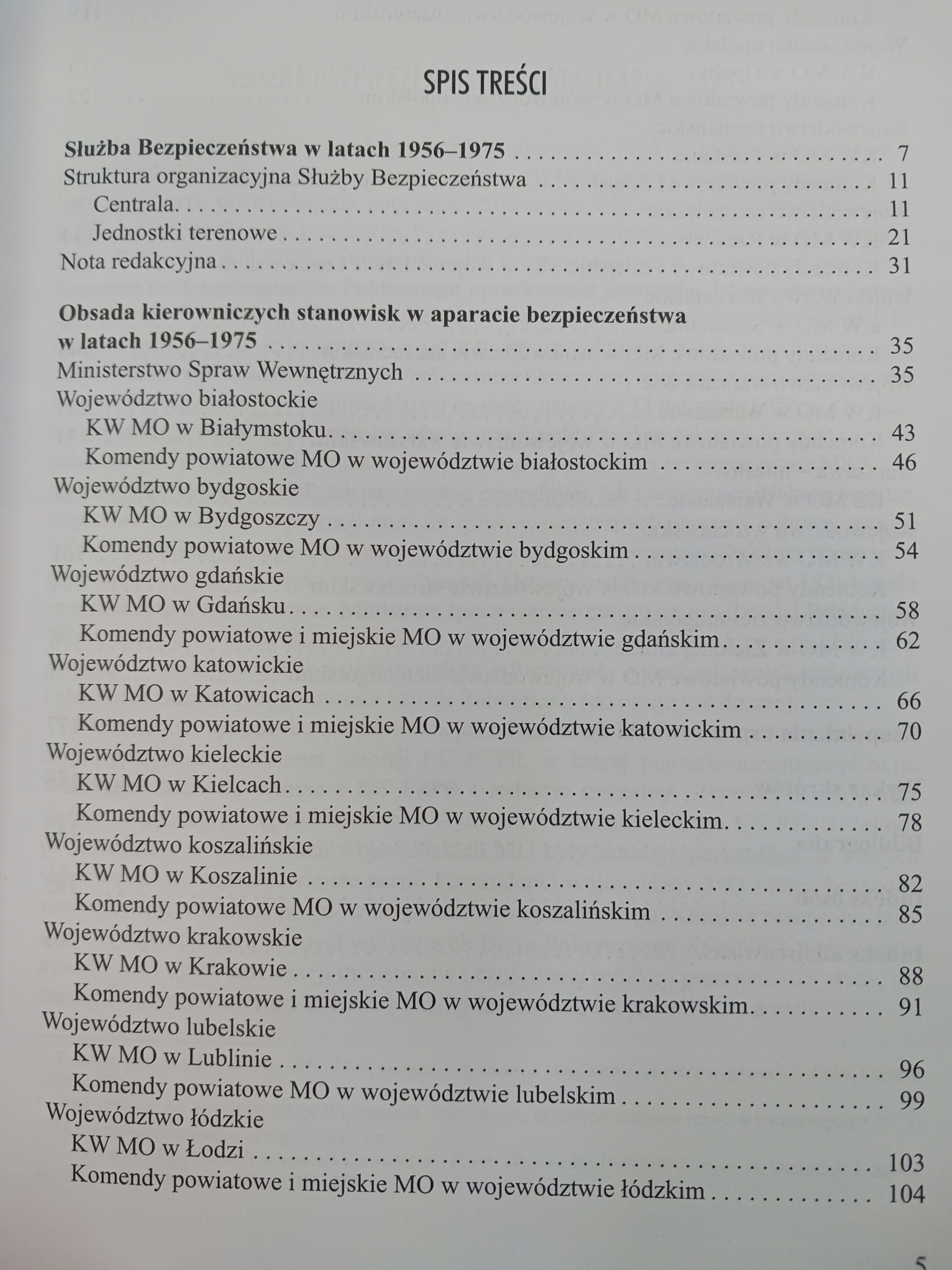 Aparat bezpieczeństwa w Polsce Kadra kierownicza tomy 1-3 Praca zbiorowa