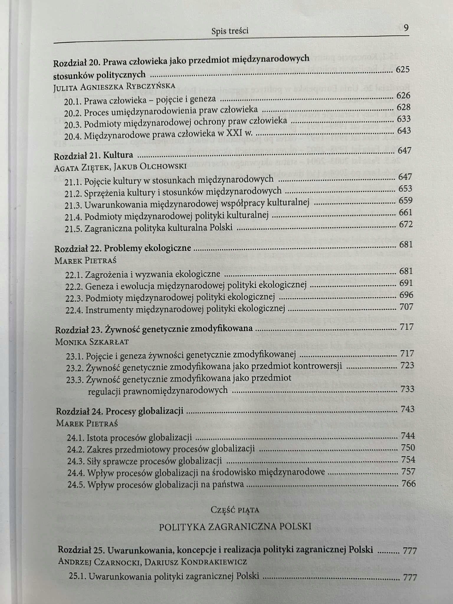 Międzynarodowe stosunki polityczne - red. Marek Pietraś