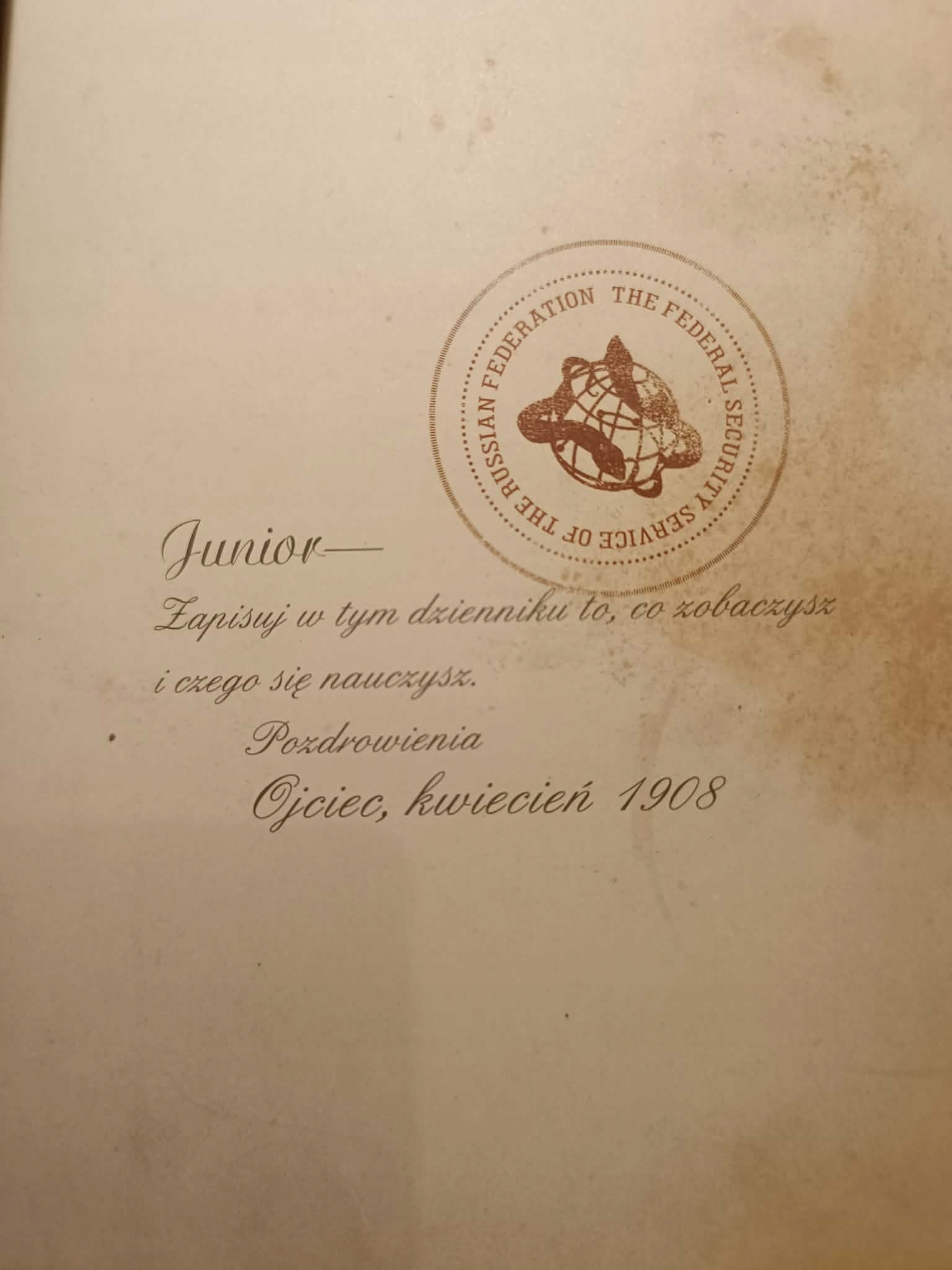 Zaginiony dziennik Indiany Jonesa, Praca zbiorowa