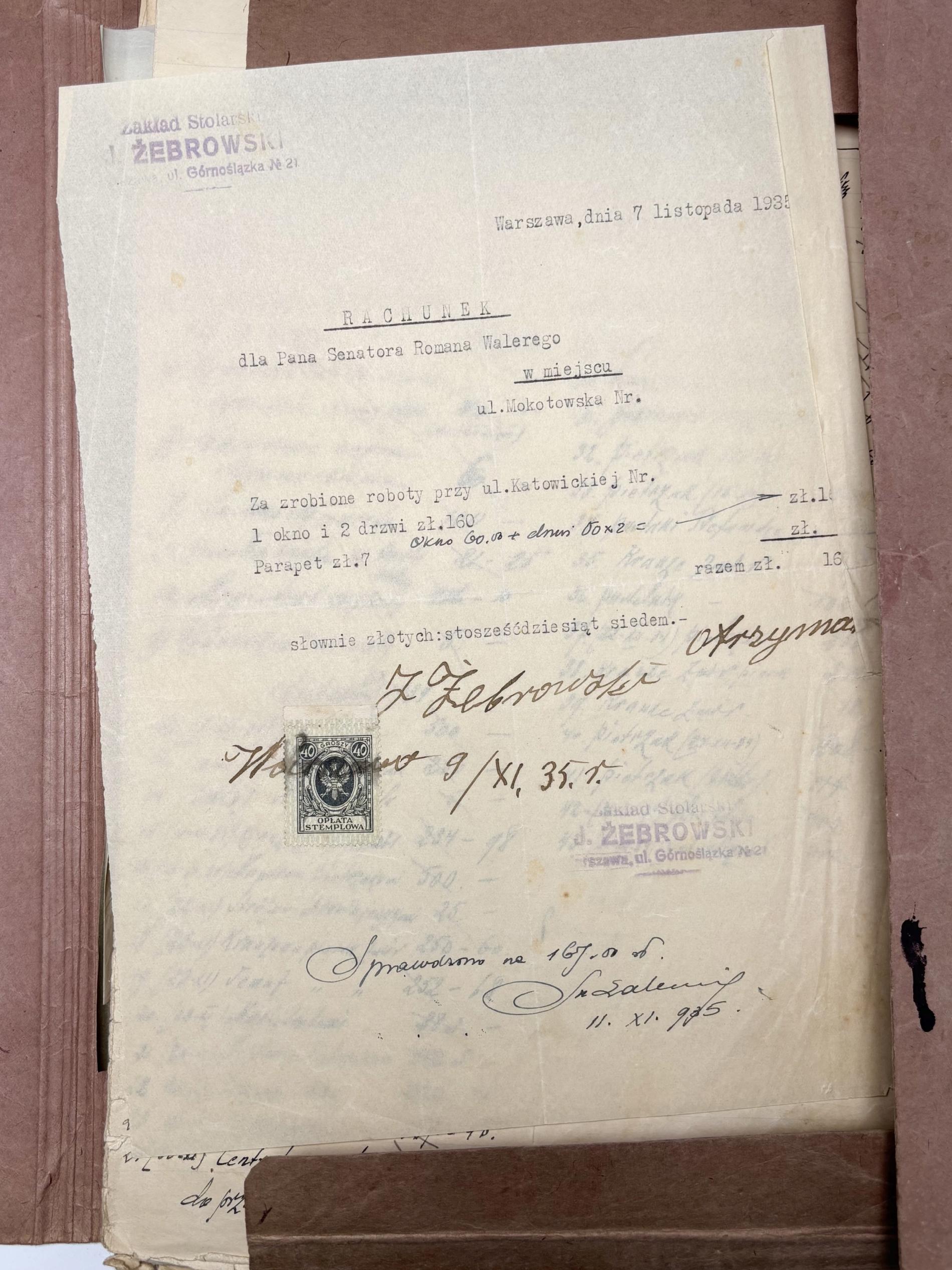 Zestaw dokumentów w oryginalnej teczce, dotyczących budowy Willi Romanów