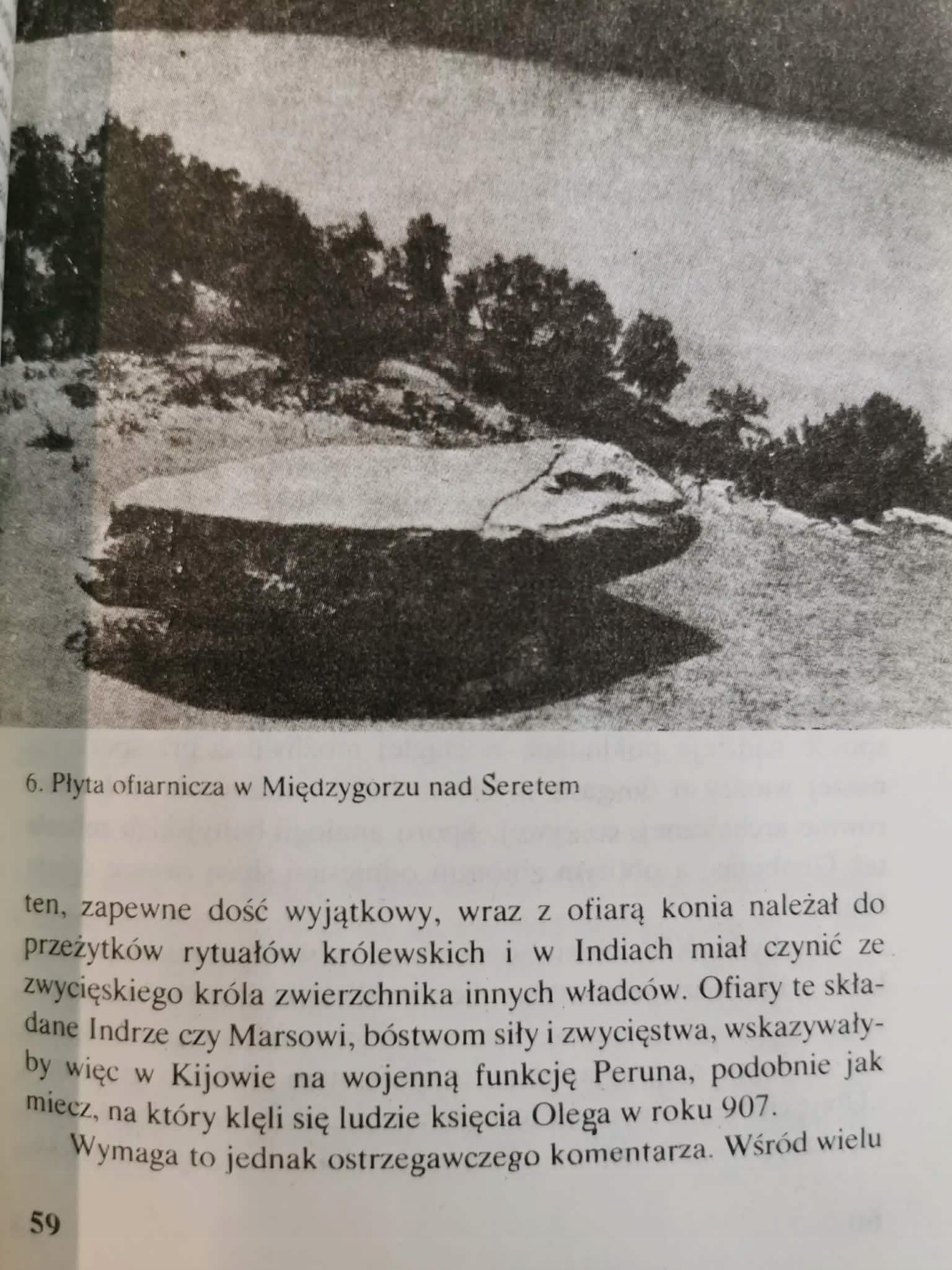 Zestaw 10 książek z serii Mitologie Świata