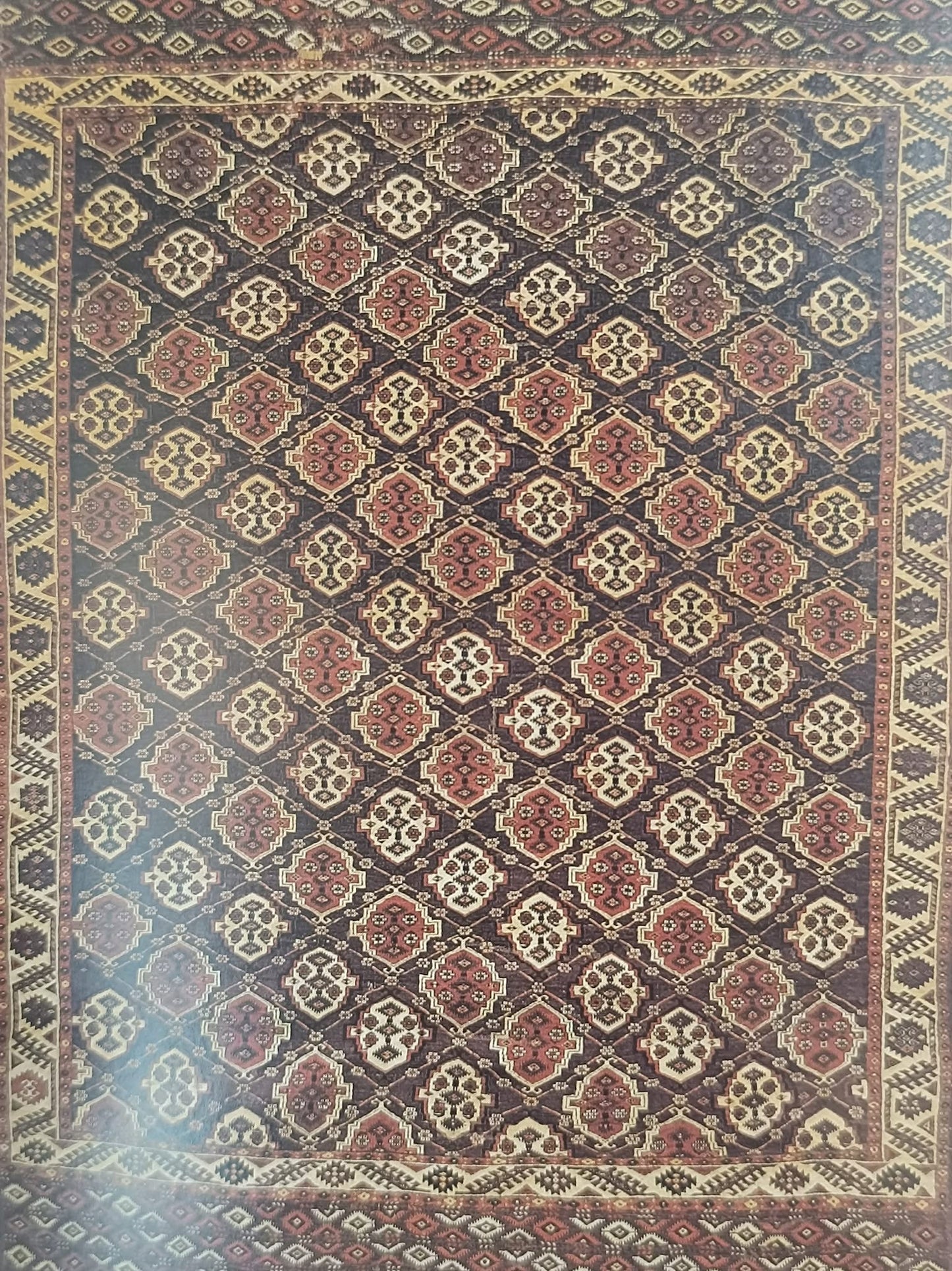 Kobierce i tkaniny wschodnie z kolekcji Kulczyckich, katalog wystawy 2006