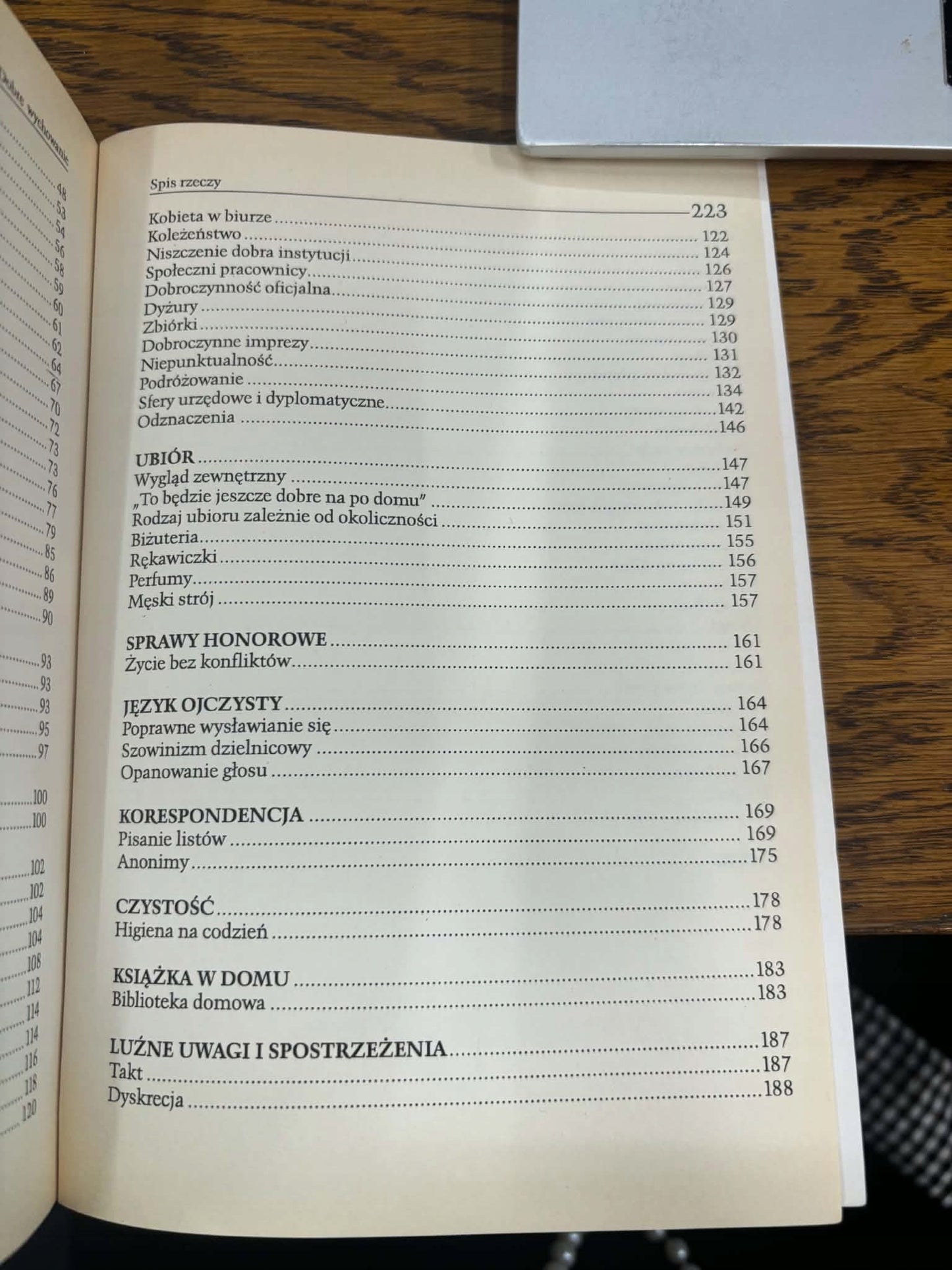 Dobre wychowanie, Konstancja Hojnacka