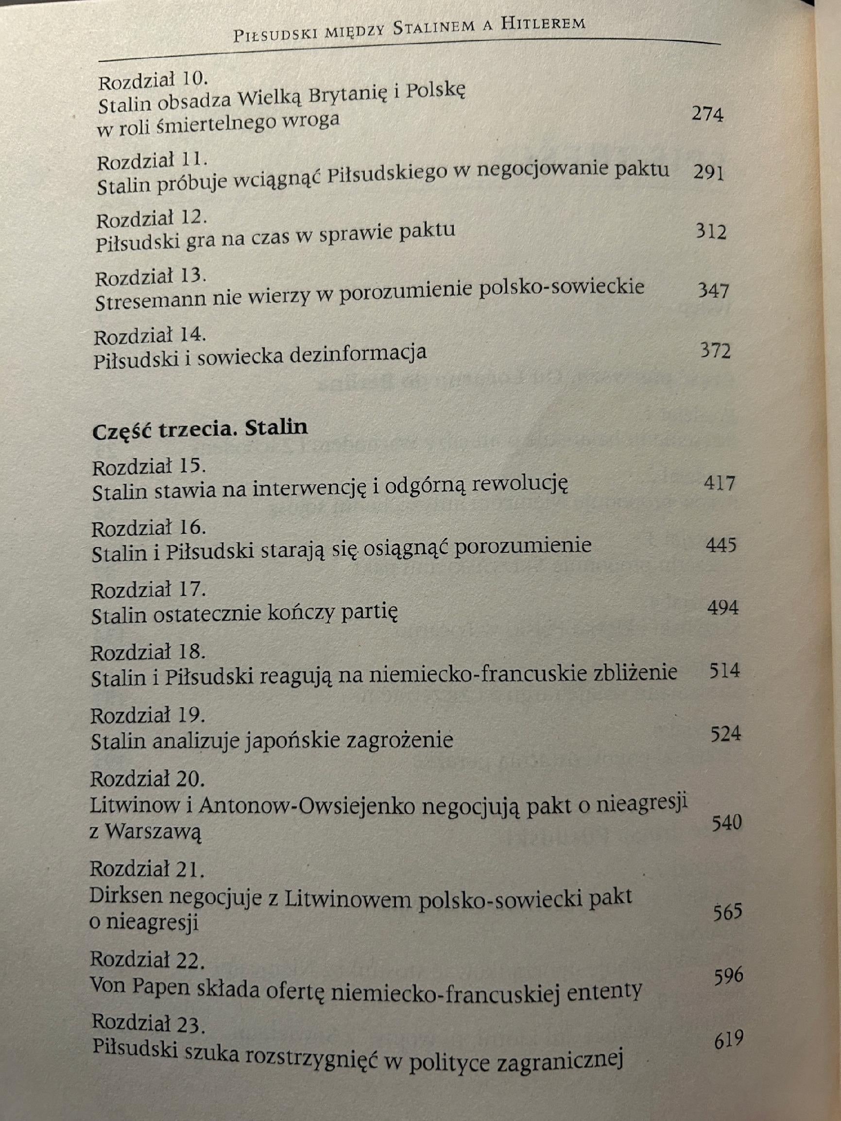 Piłsudski między Stalinem a Hitlerem - Krzysztof Grzegorz Rak