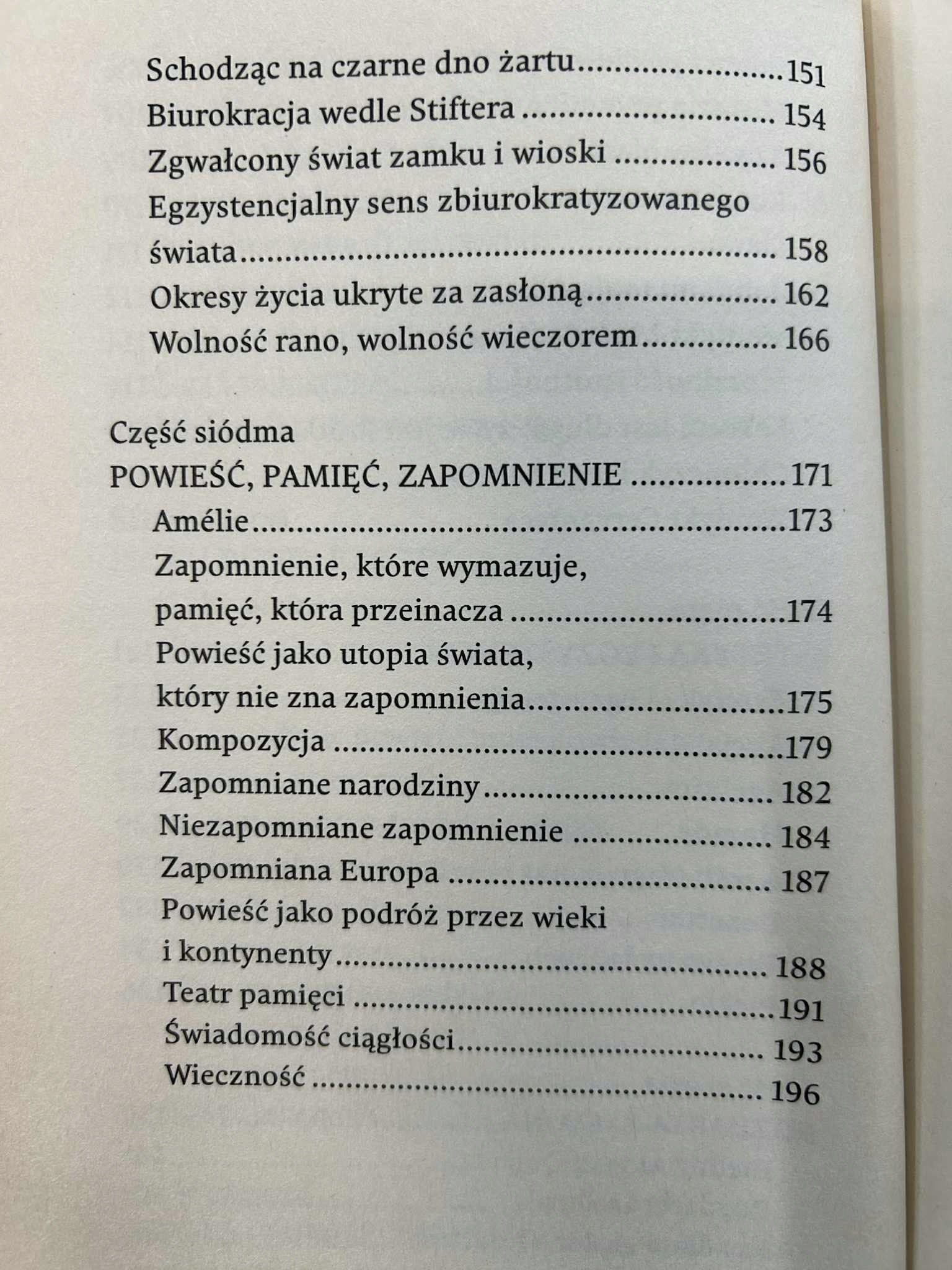 Zasłona. Esej w siedmiu częściach - Milan Kundera