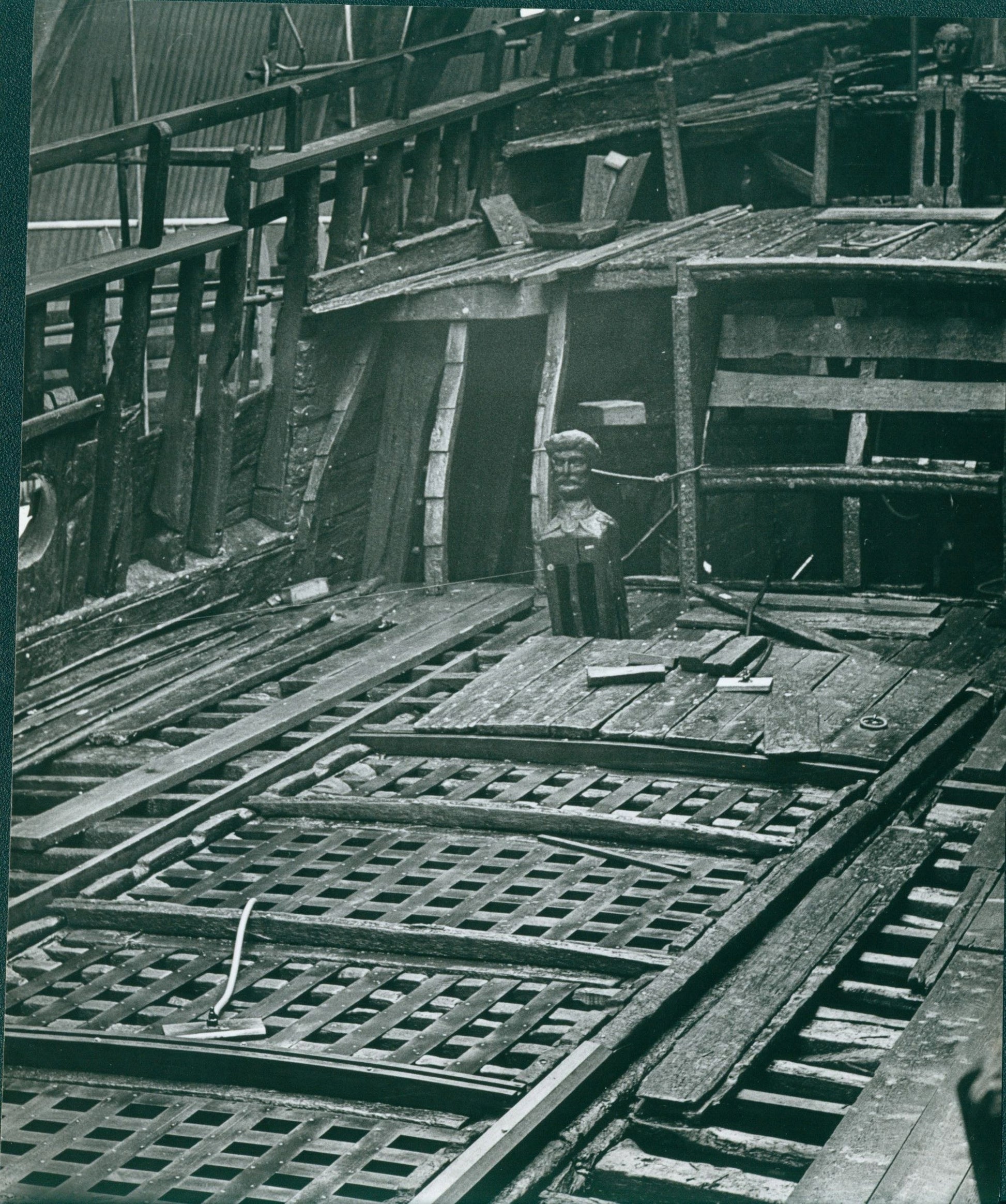 70916d4aa425799023fcf0523eb2e8a1