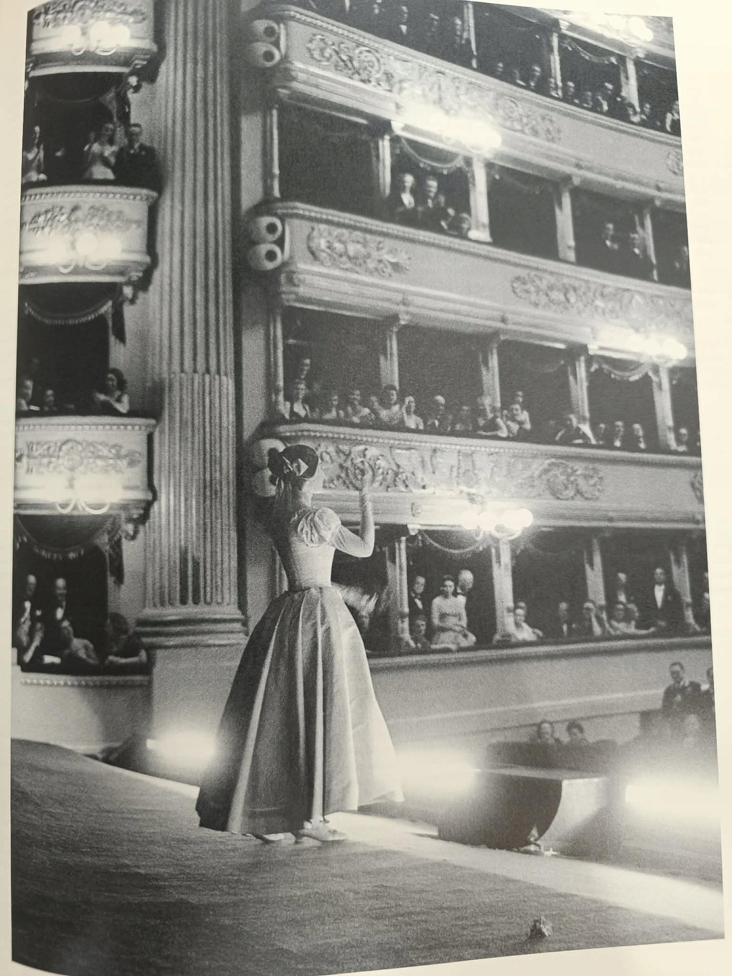 Opera, Batta Andras