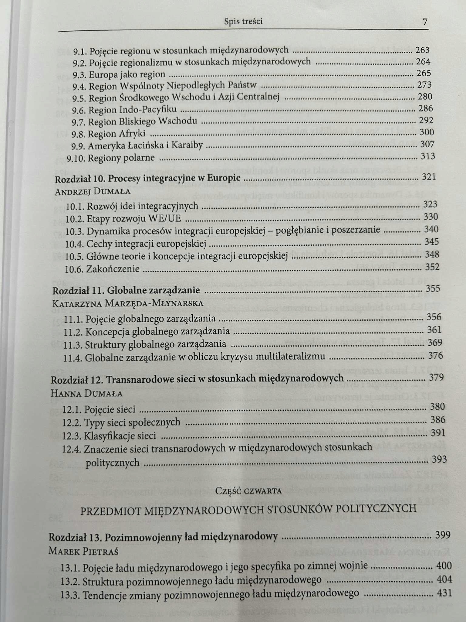 Międzynarodowe stosunki polityczne - red. Marek Pietraś