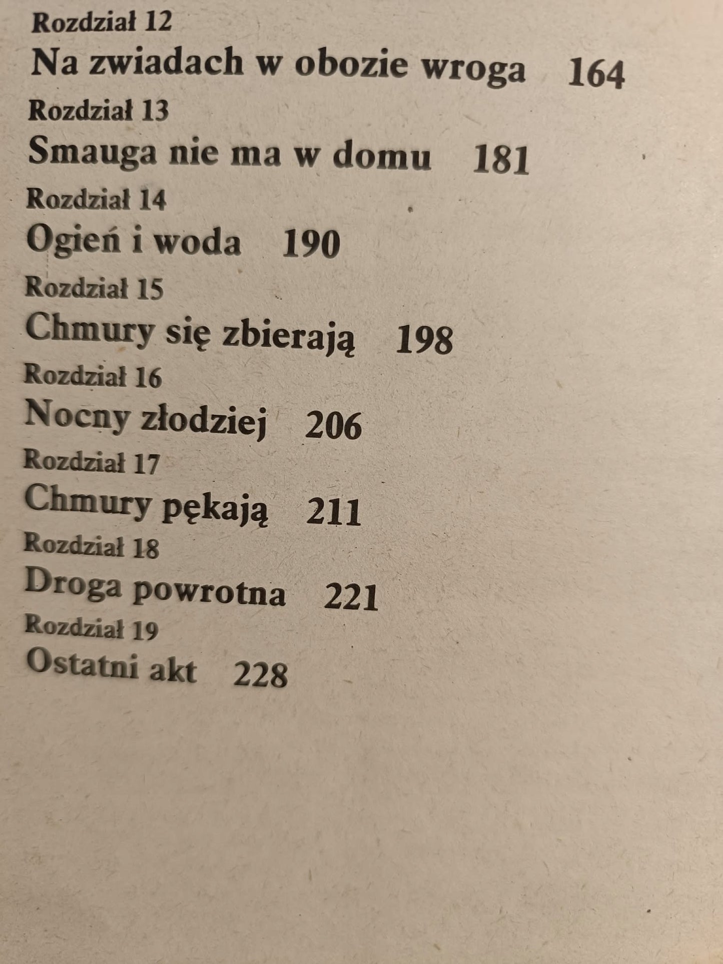 Hobbit, czyli tam i z powrotem, JRR Tolkien [oprac. graf. Maciej Buszewicz]