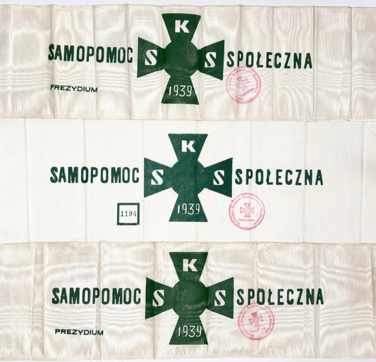 Trzy przepaski Stołecznego Komitetu Samopomocy Społecznej z kopertą [1939]