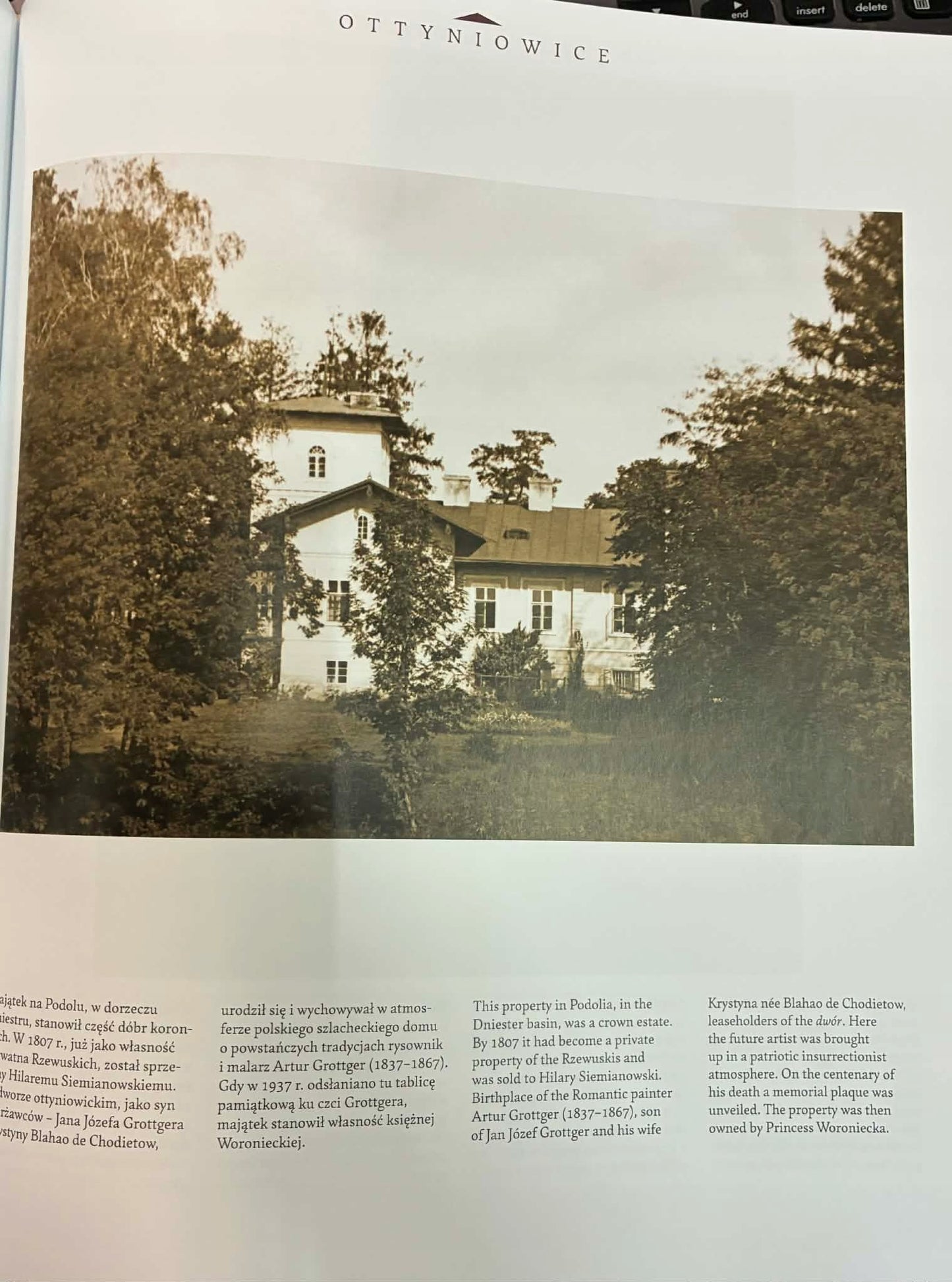 Dwór polski w starej fotografii Jan K. Ostrowski