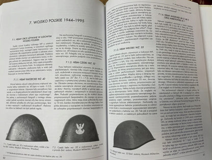 Jacek Kijak Hełmy Wojska Polskiego 1917-2000