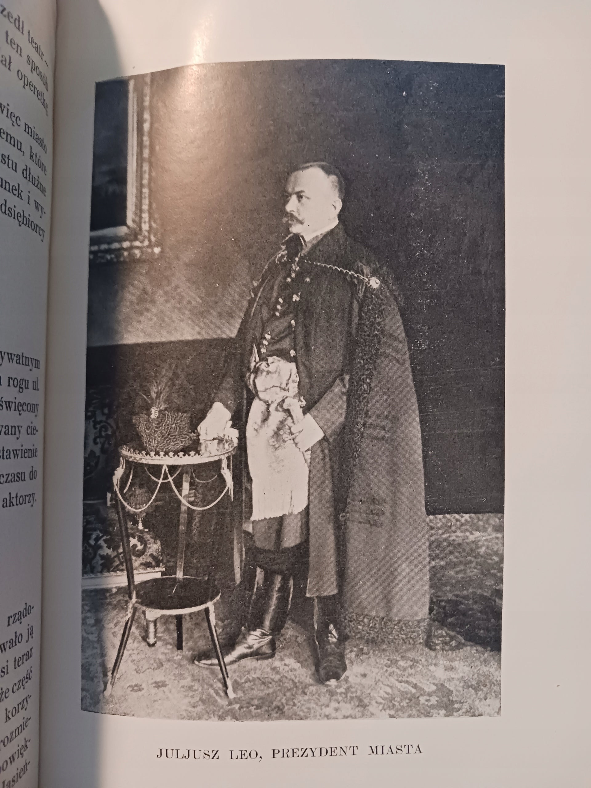 Kronika Krakowa z lat 1918-1923 Klemens Bąkowski [wydanie z roku 1925]