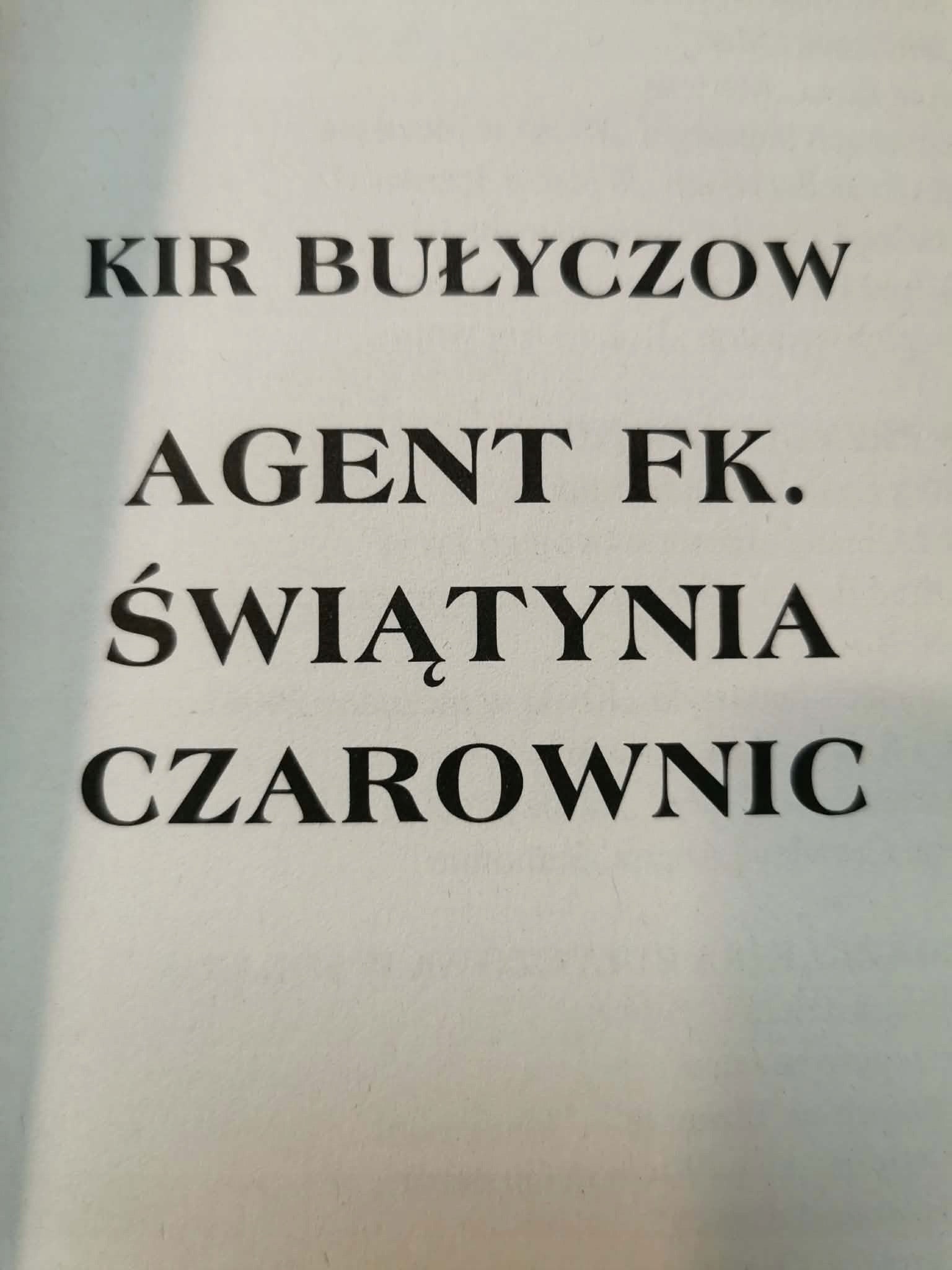 zestaw 7 książek Kir Bułyczow