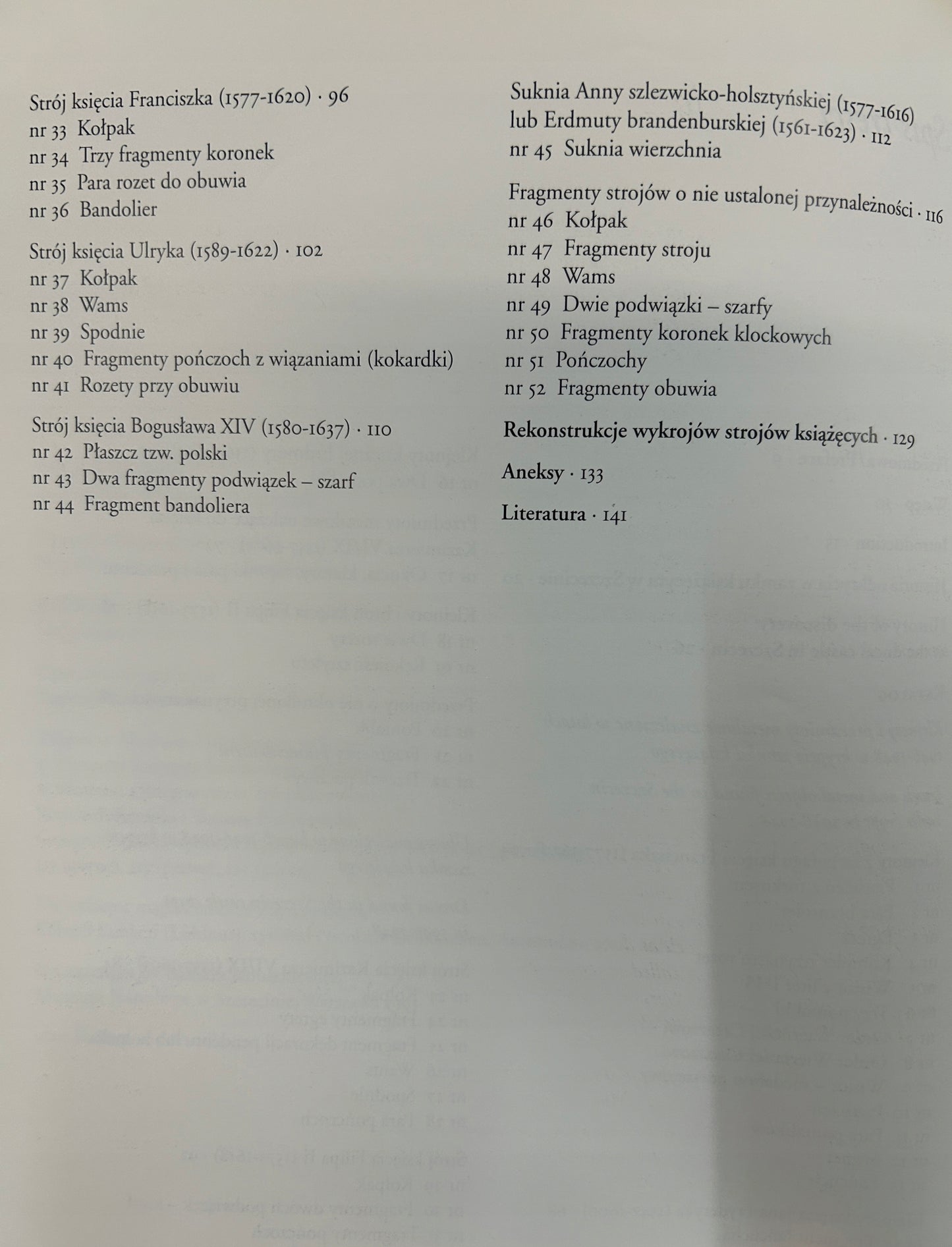 Klejnoty i stroje książąt Pomorza Zachodniego XVI-XVII wieku -Januszkiewicz