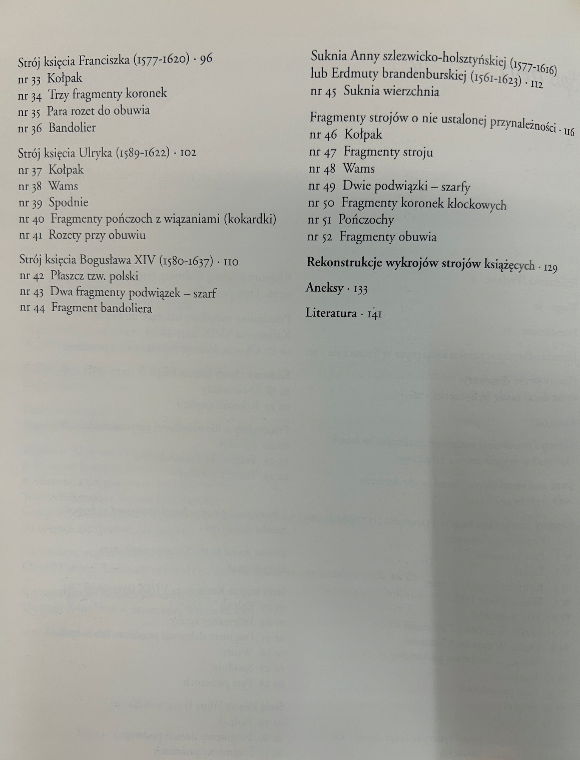Klejnoty i stroje książąt Pomorza Zachodniego XVI-XVII wieku -Januszkiewicz