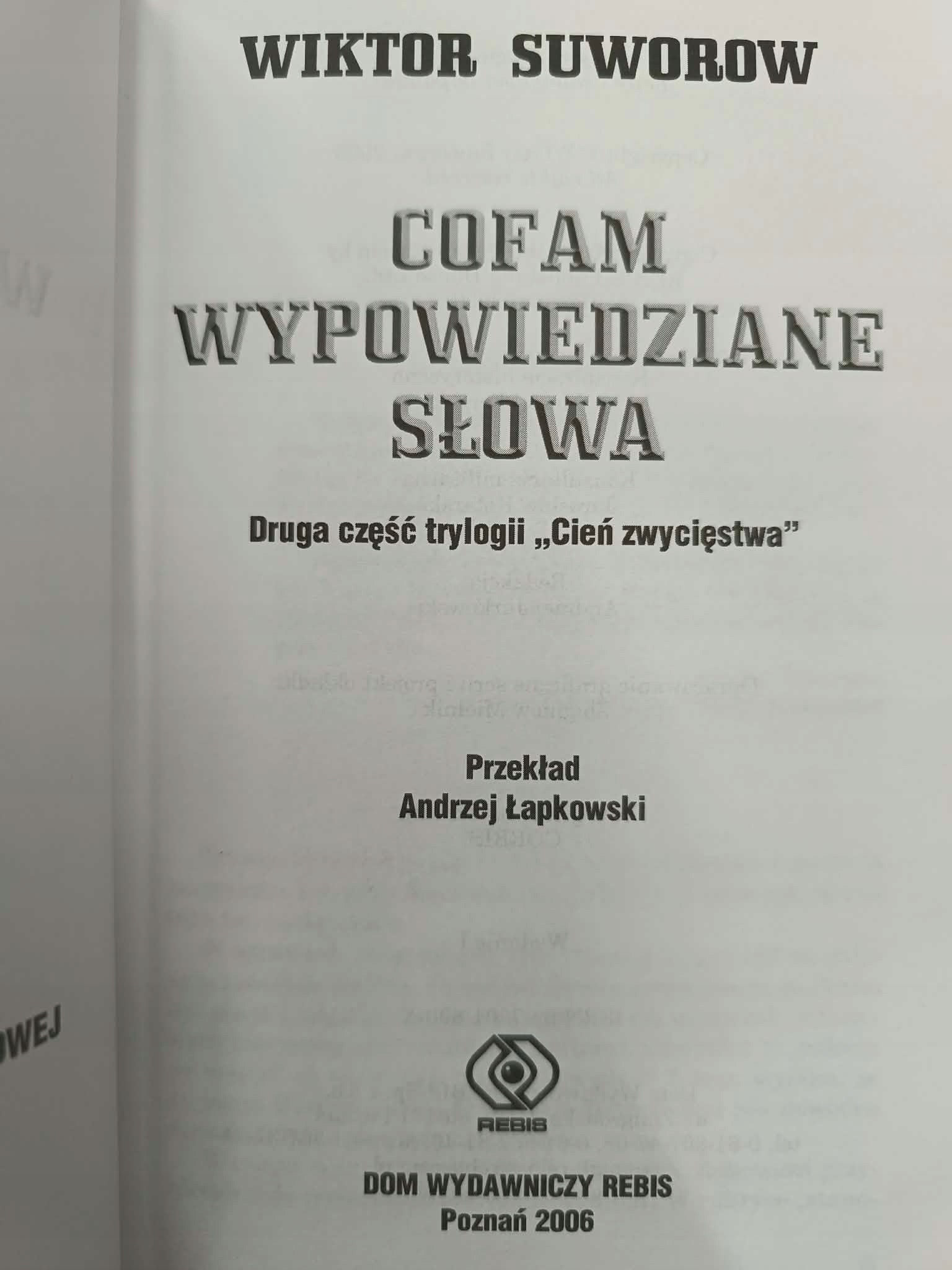 Zestaw 8 książek, Wiktor Suworow