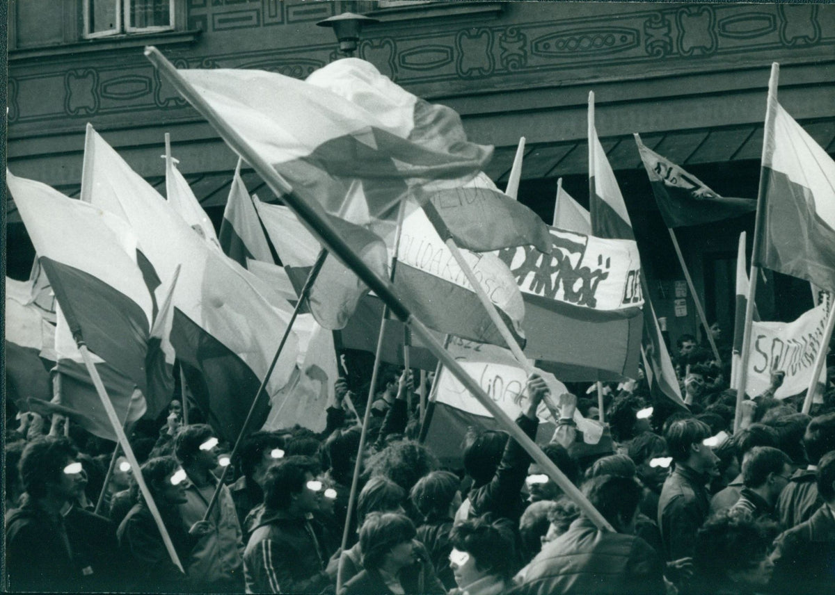 3 Maja 1982 r w Warszawie Fotografował Konrad Mieleszko