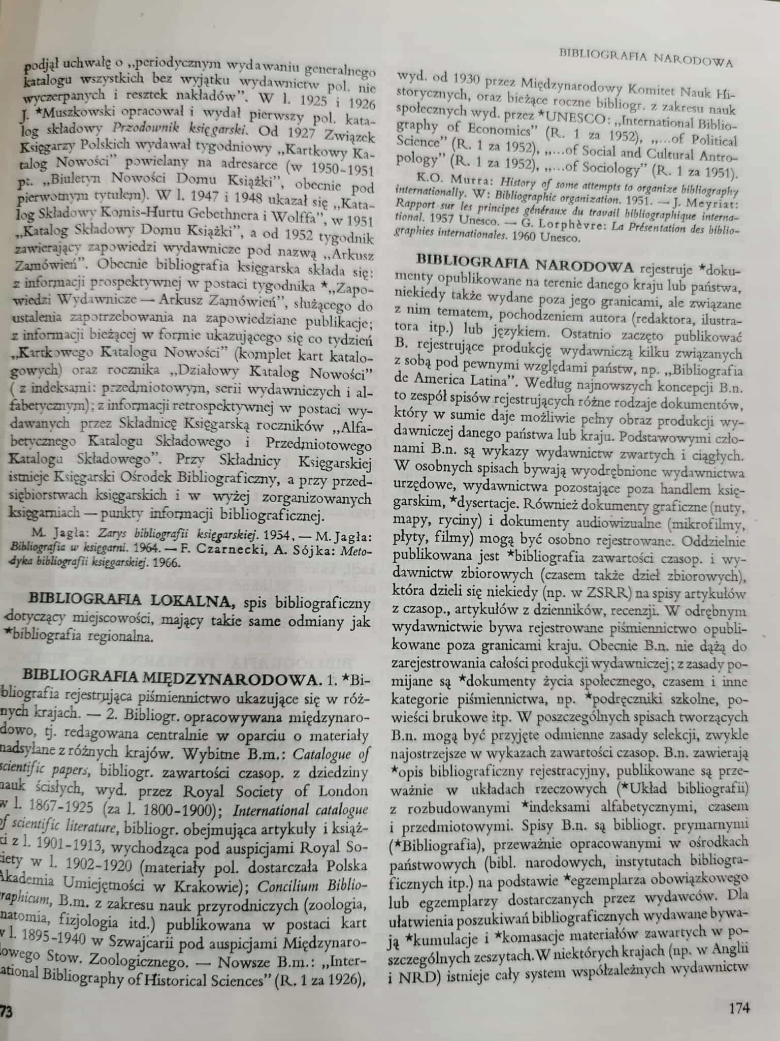 Encyklopedia wiedzy o książce, Praca zbiorowa