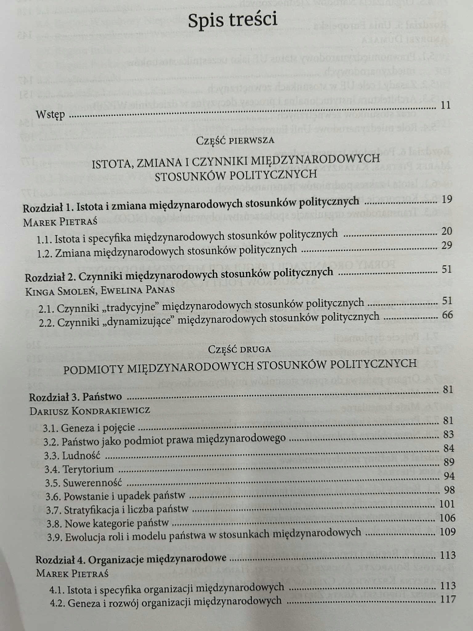 Międzynarodowe stosunki polityczne - red. Marek Pietraś