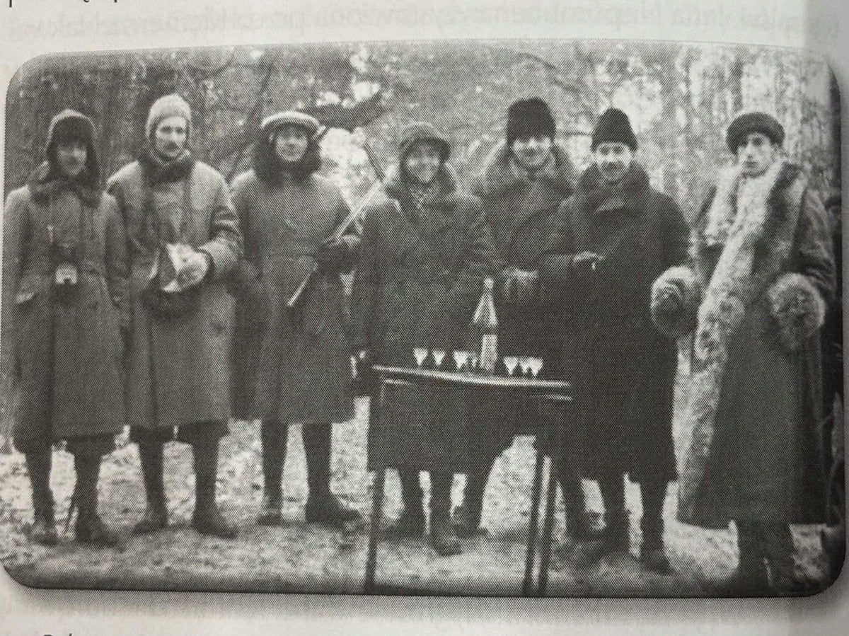 Zasłużone osoby i rody z gminy Mała Wieś red. Michał Korwin-Szymanowski