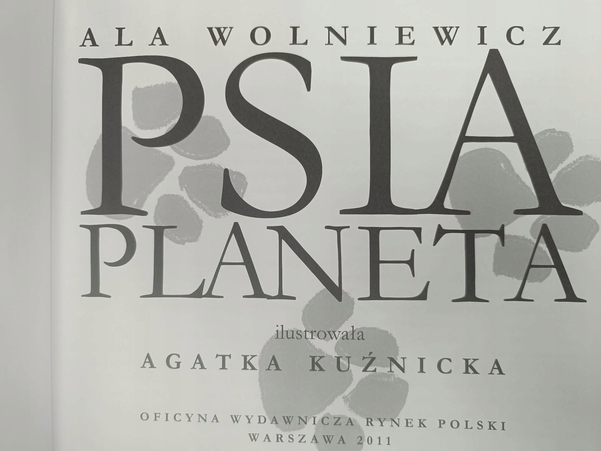 Psia planeta, Ala Wolniewicz