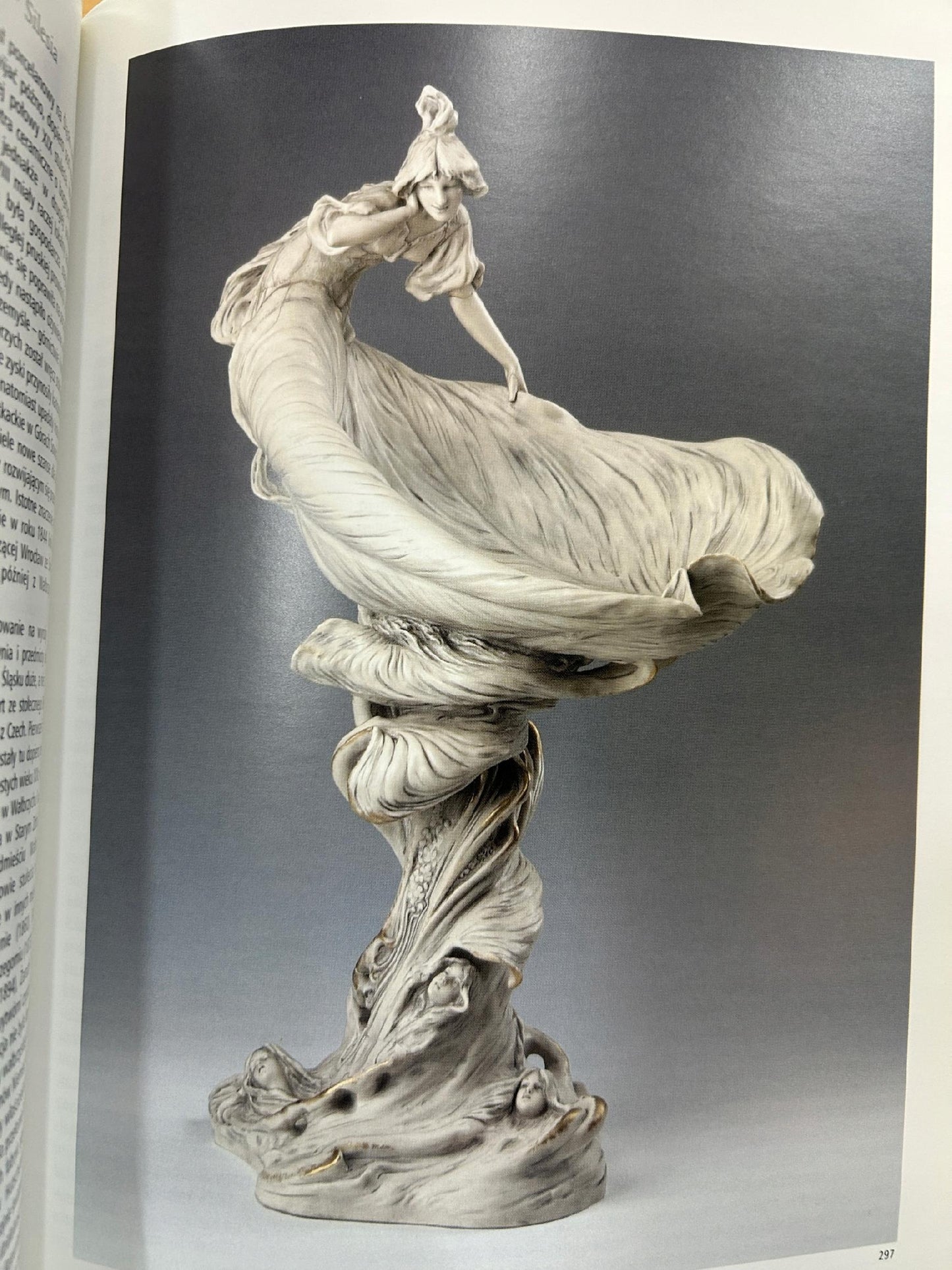 Porcelana z wytwórni europejskich - Jolanta Sozańska